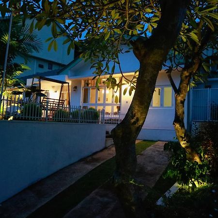 Riverdale Breeze Kandy Bagian luar foto